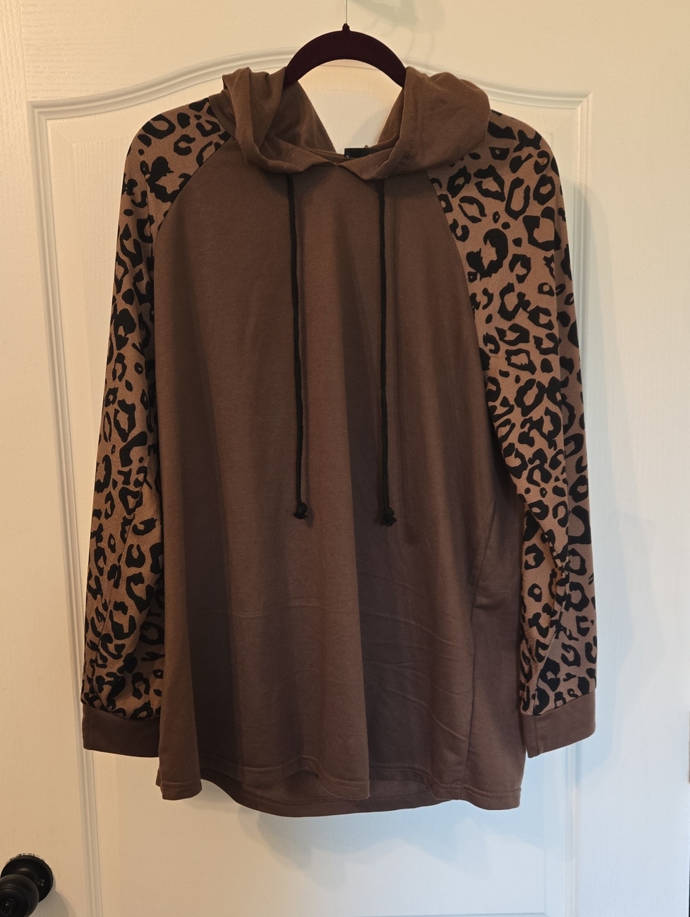Emery Rose Brown Pullover Top With Leopard Sleeves And Draw String Hood